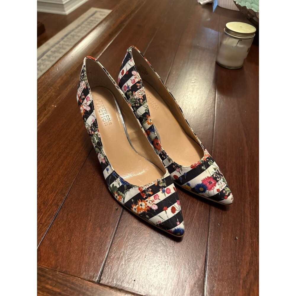 Kenneth Cole Reaction Bill-Lated FB Floral Stripe Size 7 heels